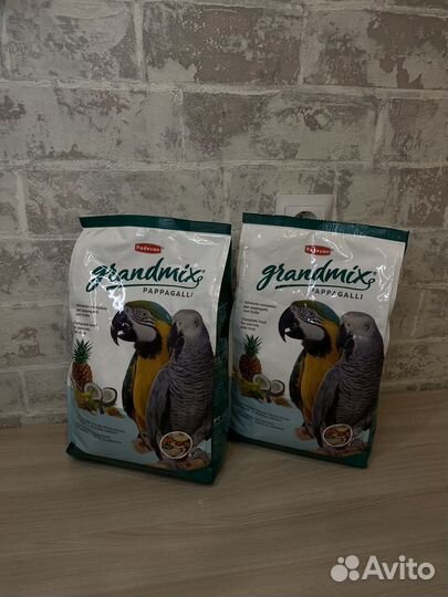 Корм для крупных попугаев