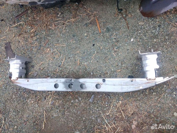 Тойота авенсис Т 250 уселитель переднего бампера
