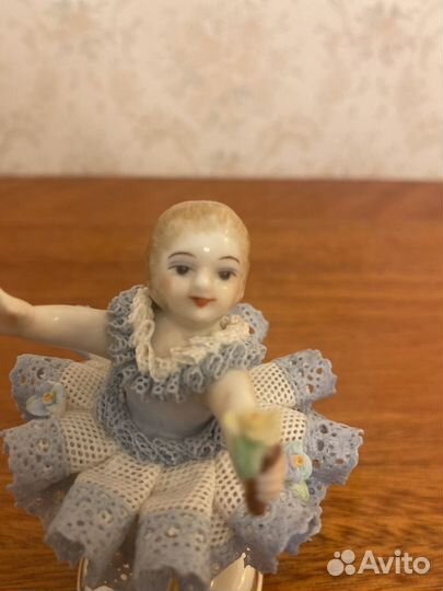 Фарфоровая статуэтка Дрезден