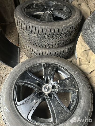 ARROYO GRAND SPORT A/S 255/55 R18