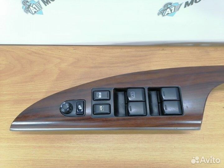 Блок управления стеклоподъемниками Nissan Teana