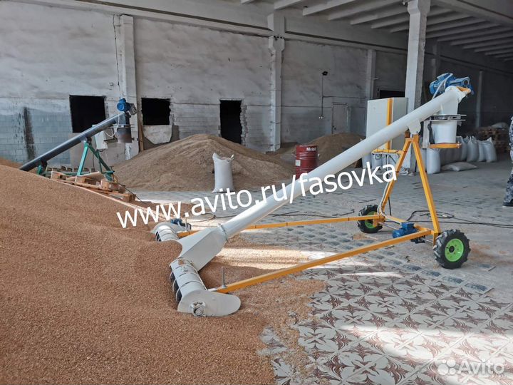 Дозатор весовой мобильный для зерна с приводом