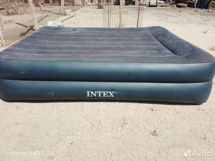 Надувной матрас intex