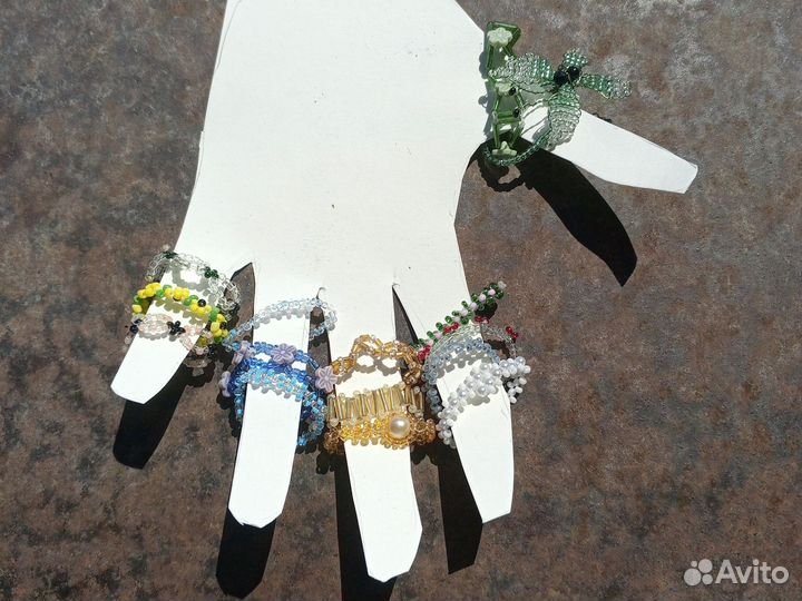 Кольцо из бисера