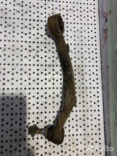 Рычаг задний правый Hyundai Equus