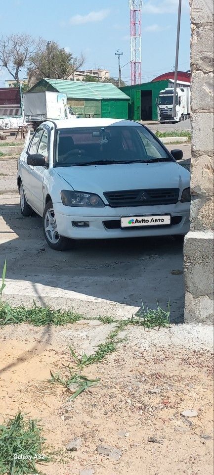 Mitsubishi Lancer Cedia