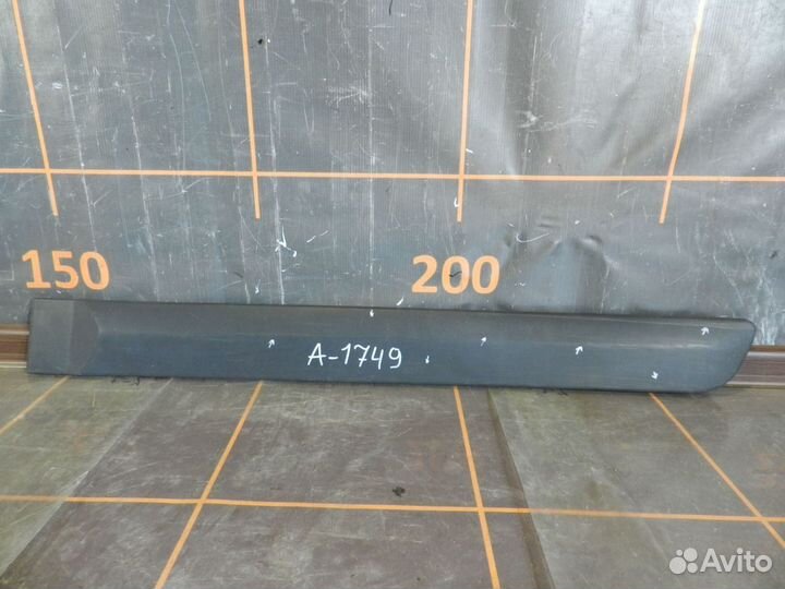 Накладка двери задней левой - LADA Largus