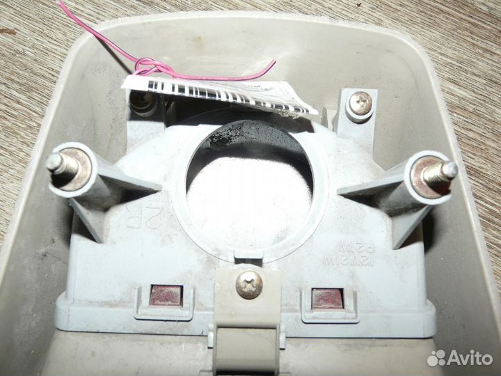 Фонарь задний стоп сигнал Mitsubishi Lancer Cedia