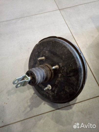 Вакуумный усилитель тормозов Hyundai Solaris