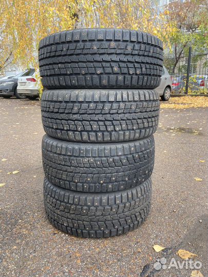 Dunlop SP Winter Ice 01 225/45 R17