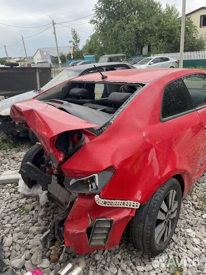 Kia Cerato 1.6 AT, 2012, битый, 203 000 км