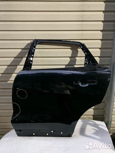 Дверь задняя левая Jaguar F-Pace