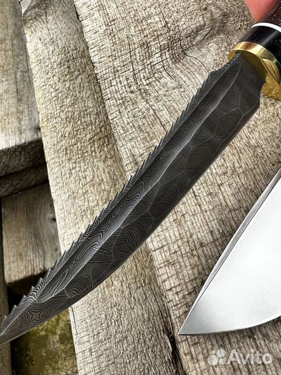 Рабочий нож из разных сталей