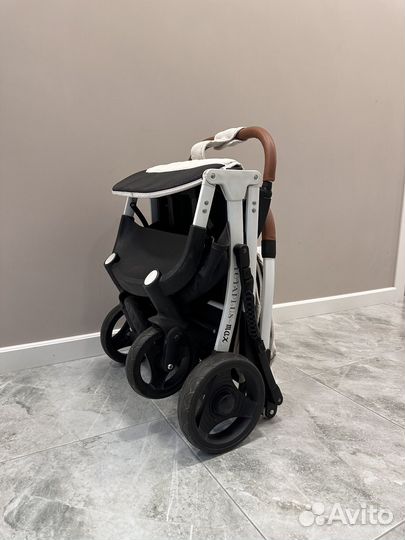 Прогулочная коляска yoya plus max