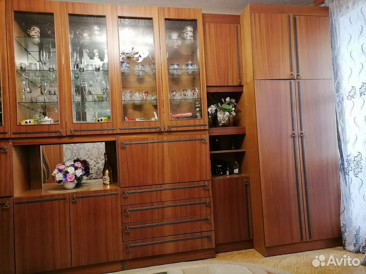 Стенка в гостиную бу