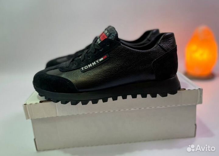 Кроссовки Tommy Hilfinger удобные