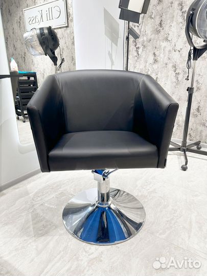 Стулья в ассортименте