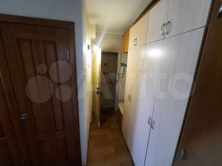 2-к. квартира, 52 м², 5/5 эт.