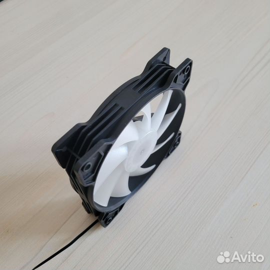 Вентилятор 120мм LED. Много