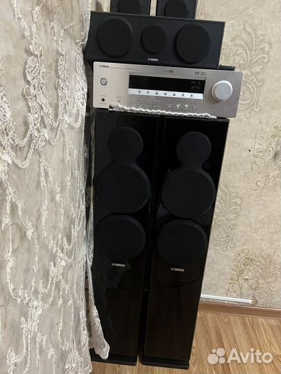 Продаю напольную аккустику yamaha
