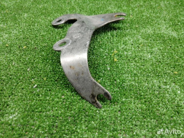 Кронштейн Bmw X4 F26 N20 2017