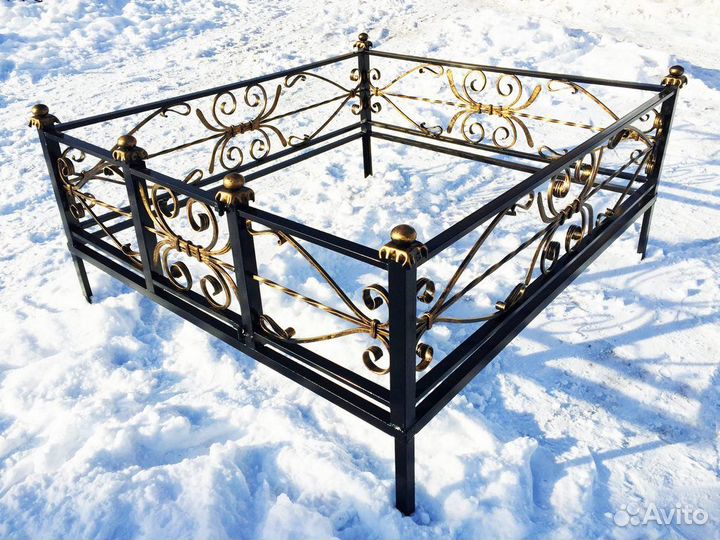 Кованые ограждения для кладбища с доставкой