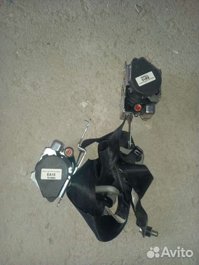 Ремень безопасности EA15 7618BN