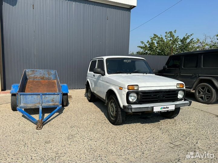 LADA 4x4 (Нива) 1.7 МТ, 2002, 200 000 км