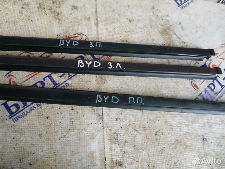 Молдинг стекла двери BYD Flyer I (2005—2008)