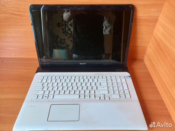 Ноутбук Sony vaio SVE171G11V
