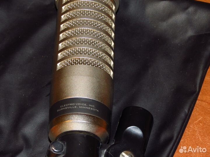 Electro Voice RE27 N/D США, shure sm7b
