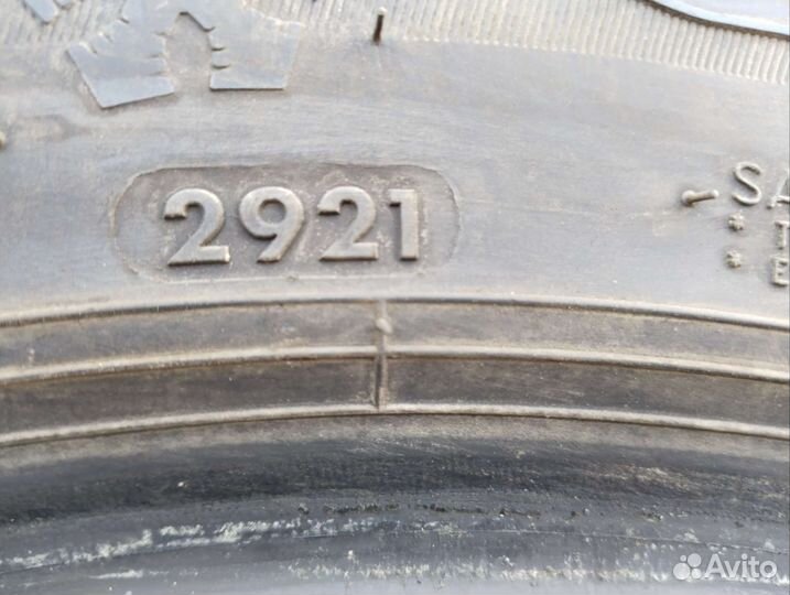 GT Radial IcePro 3 215/60 R16 99T