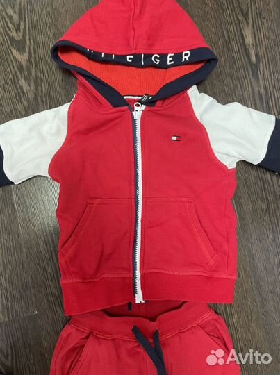 Спортивный костюм