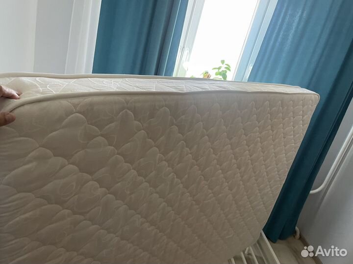 Матрас 140х200 бу