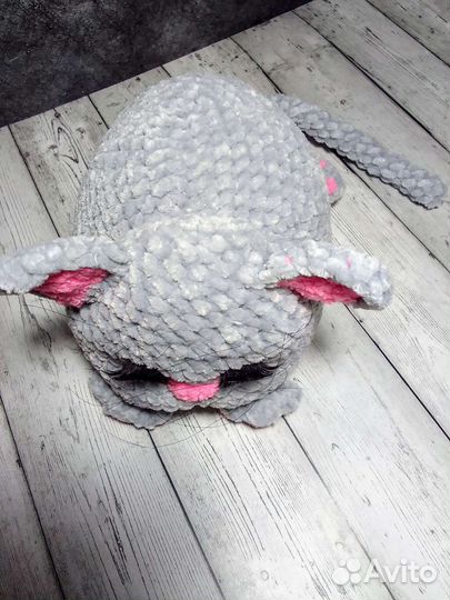 Вязанная игрушка Котик