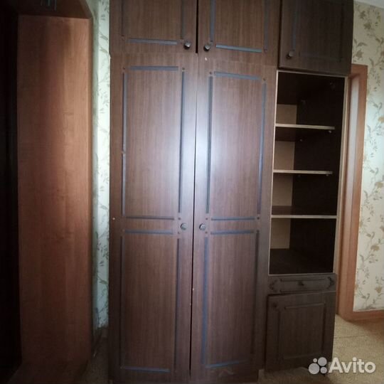 Шкаф для прихожей бу