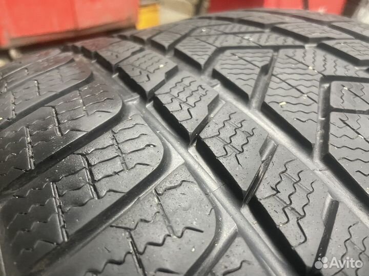 Pirelli Winter Sottozero 3 315/30 R21