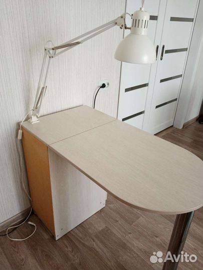 Маникюрный стол складной + лампа Терциал икеа