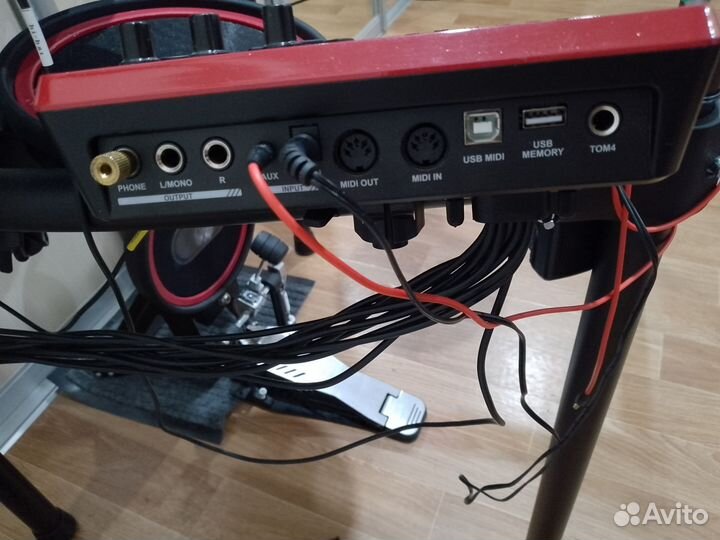 Электронная ударная установка(барабаны)