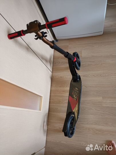 Самокат для детей novatrack deft 200