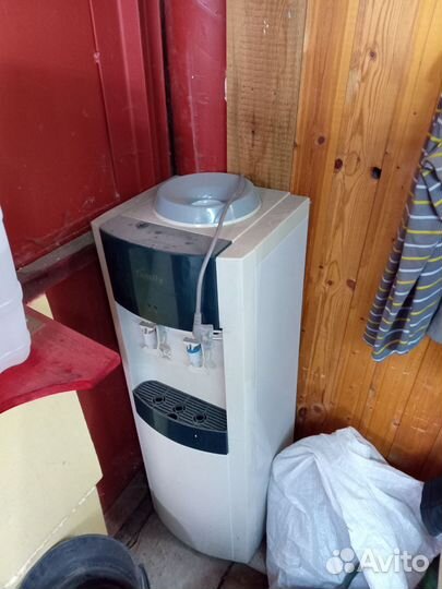 Кулер для воды