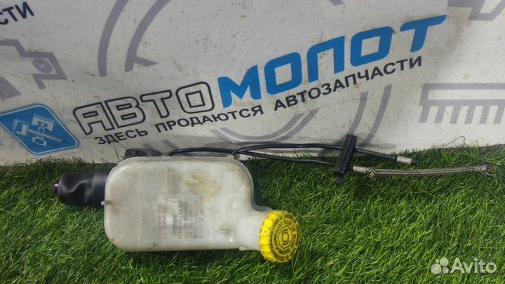 Цилиндр тормозной главный Chrysler Voyager Iv RG