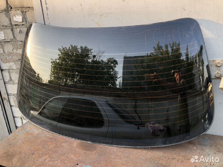 Заднее стекло Toyota Camry SV30