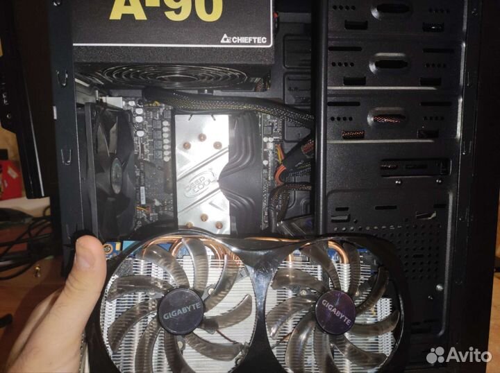 Видеокарта Gigabyte Geforce GTX 560 OC