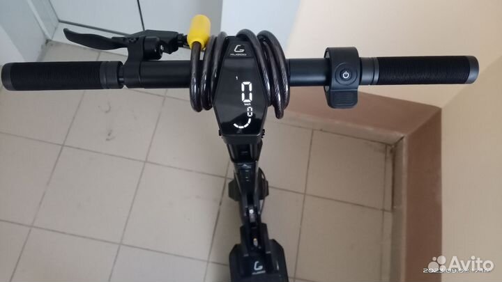 Самокат взрослый электрический бу