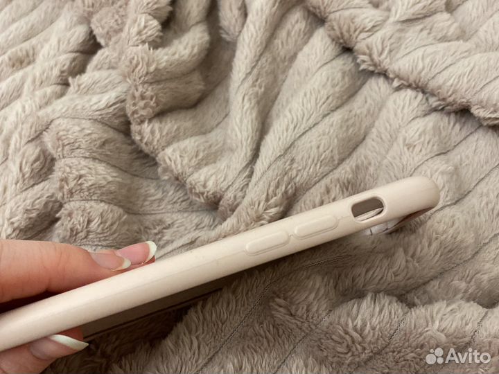 Чехол на iPhone 7