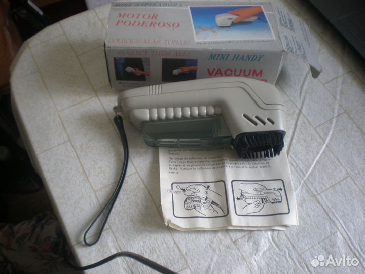 Портативный пылесос автомобильный