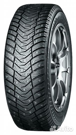 Yokohama IceGuard Stud IG65 215/65 R16