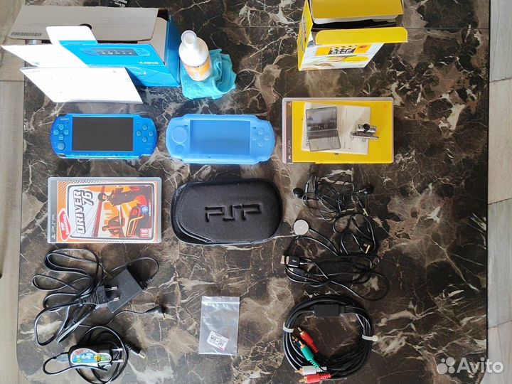 Игровая приставка psp 3000