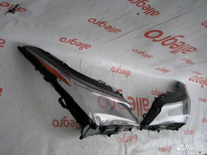 Lexus Rx 4 стекло фары левое правое 2015-2019